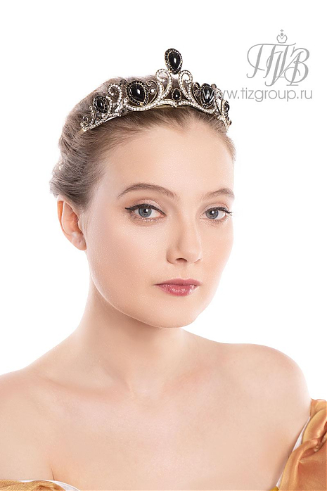 Тиара черная кристаллы