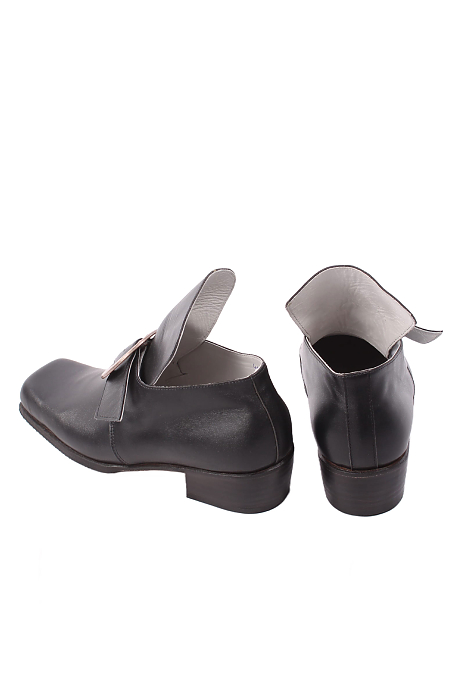 Мужская обувь 18 века