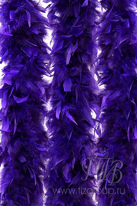 Фиолетовое боа из перьев