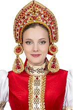 Кокошник красный с жемчугом и камнями