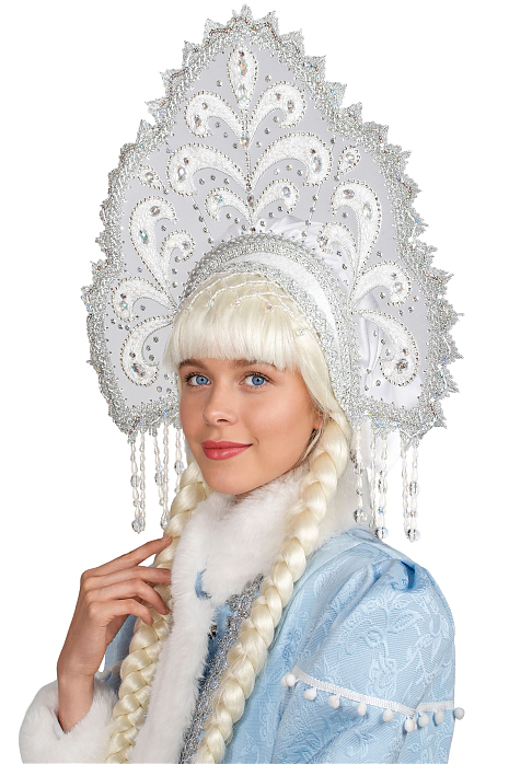 Белый кокошник с серебристым узором